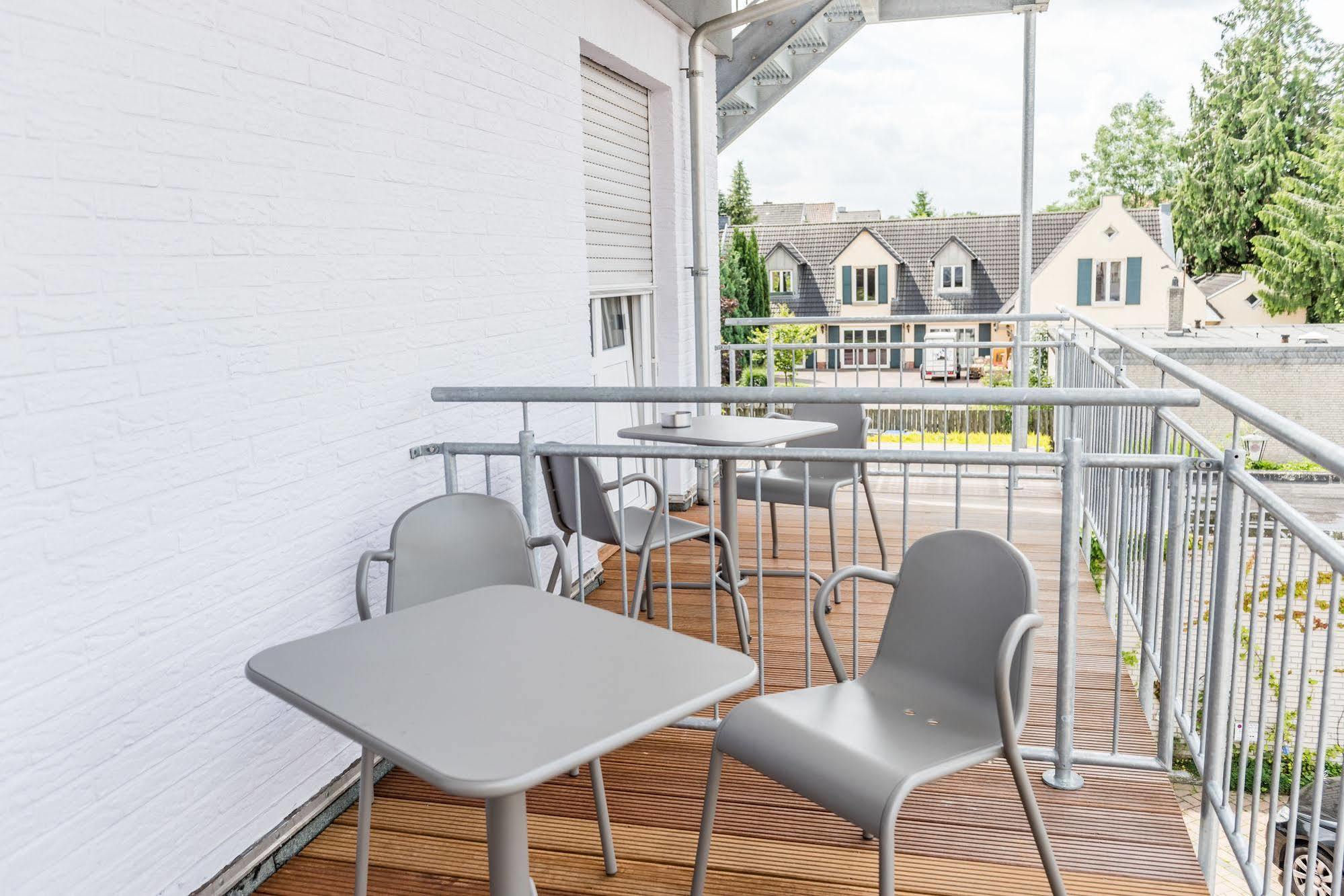 Schaefers Hotel, Self-Check-In, Cafe Und Baecker Am Hotel Vechta Exterior photo